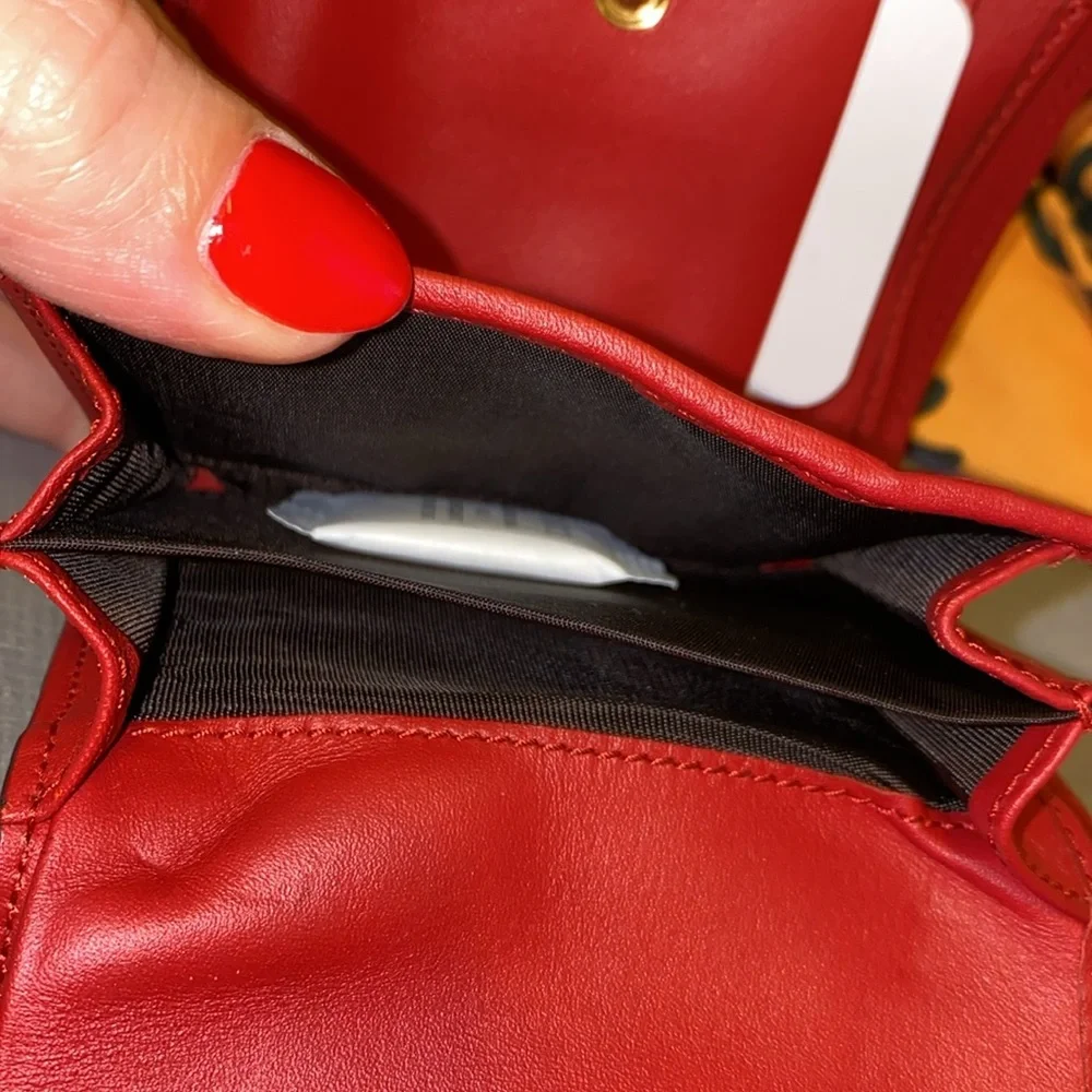 GUCCI Sylvie Leather Wallet - Picture 5 of 13